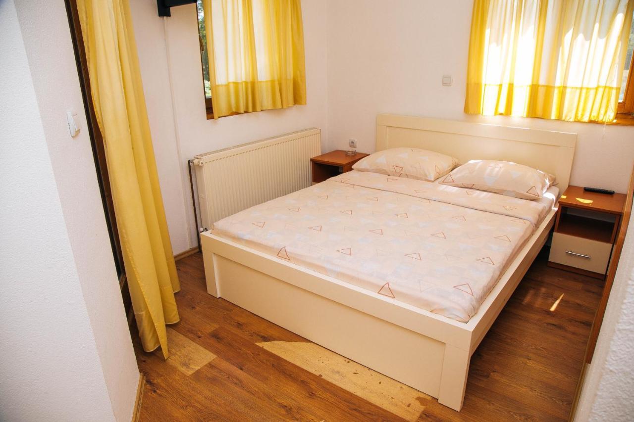 Jezero Laminci Bed & Breakfast Bosanska Gradiska Exterior foto