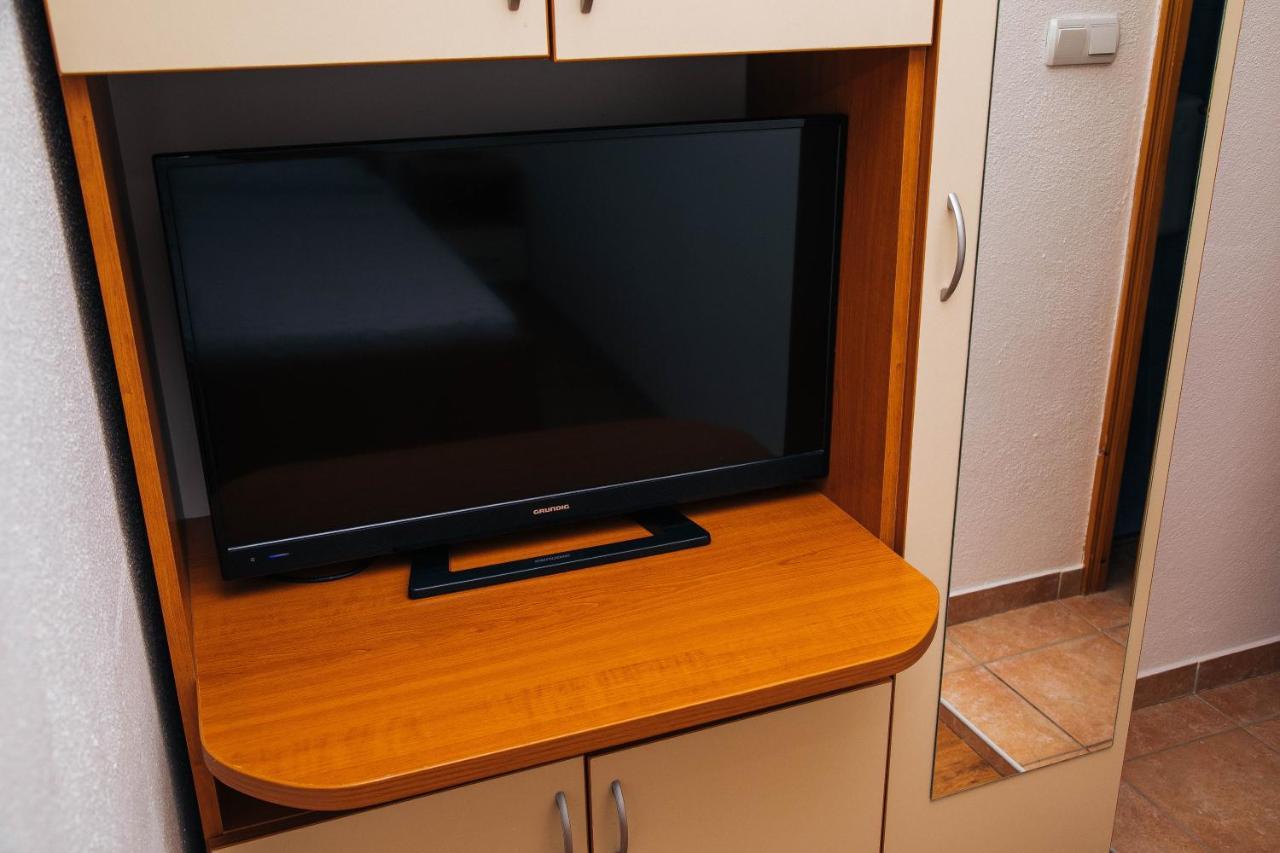 Jezero Laminci Bed & Breakfast Bosanska Gradiska Exterior foto