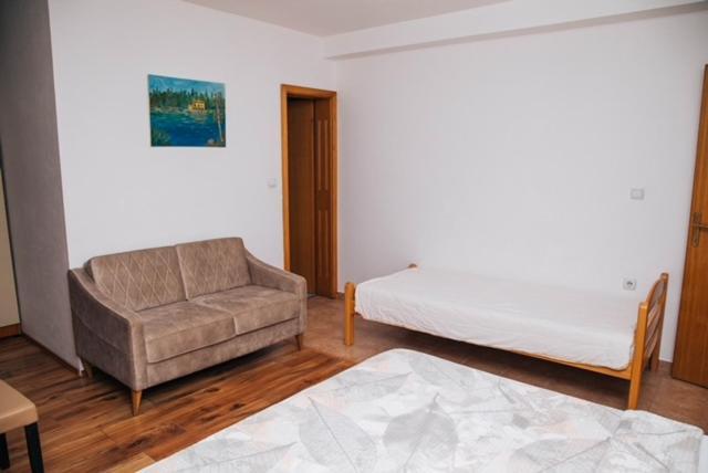 Jezero Laminci Bed & Breakfast Bosanska Gradiska Exterior foto